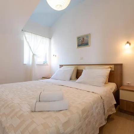 Apartment Barba Maslenica