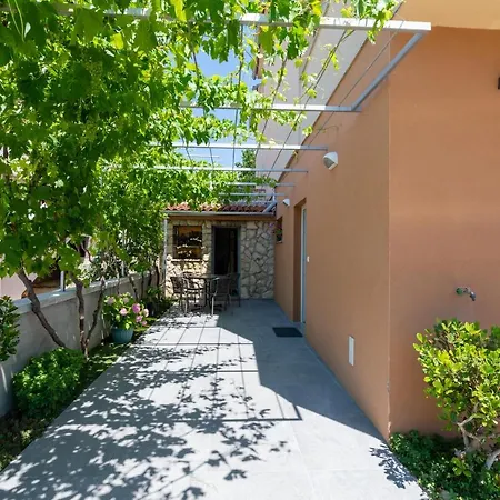 Barba Apartment