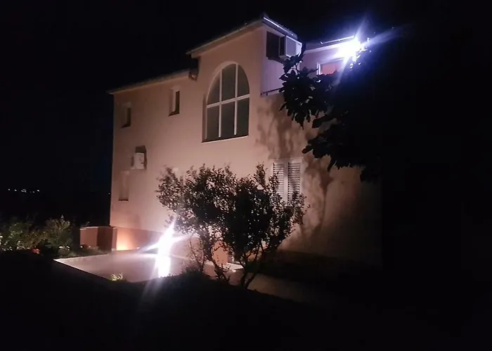 Barba Διαμέρισμα *