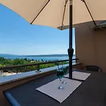 Barba Apartman Maslenica